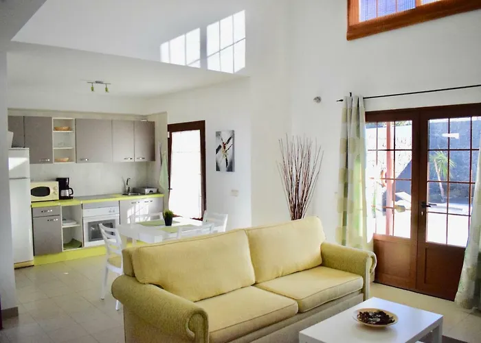 Vila Eslanzarote Kalima *